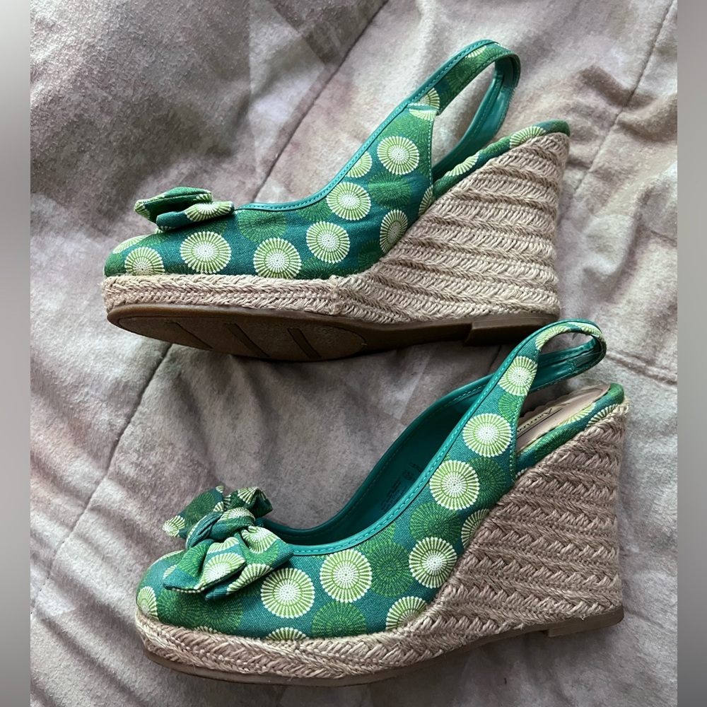 NWOT American Eagle wedges size 11